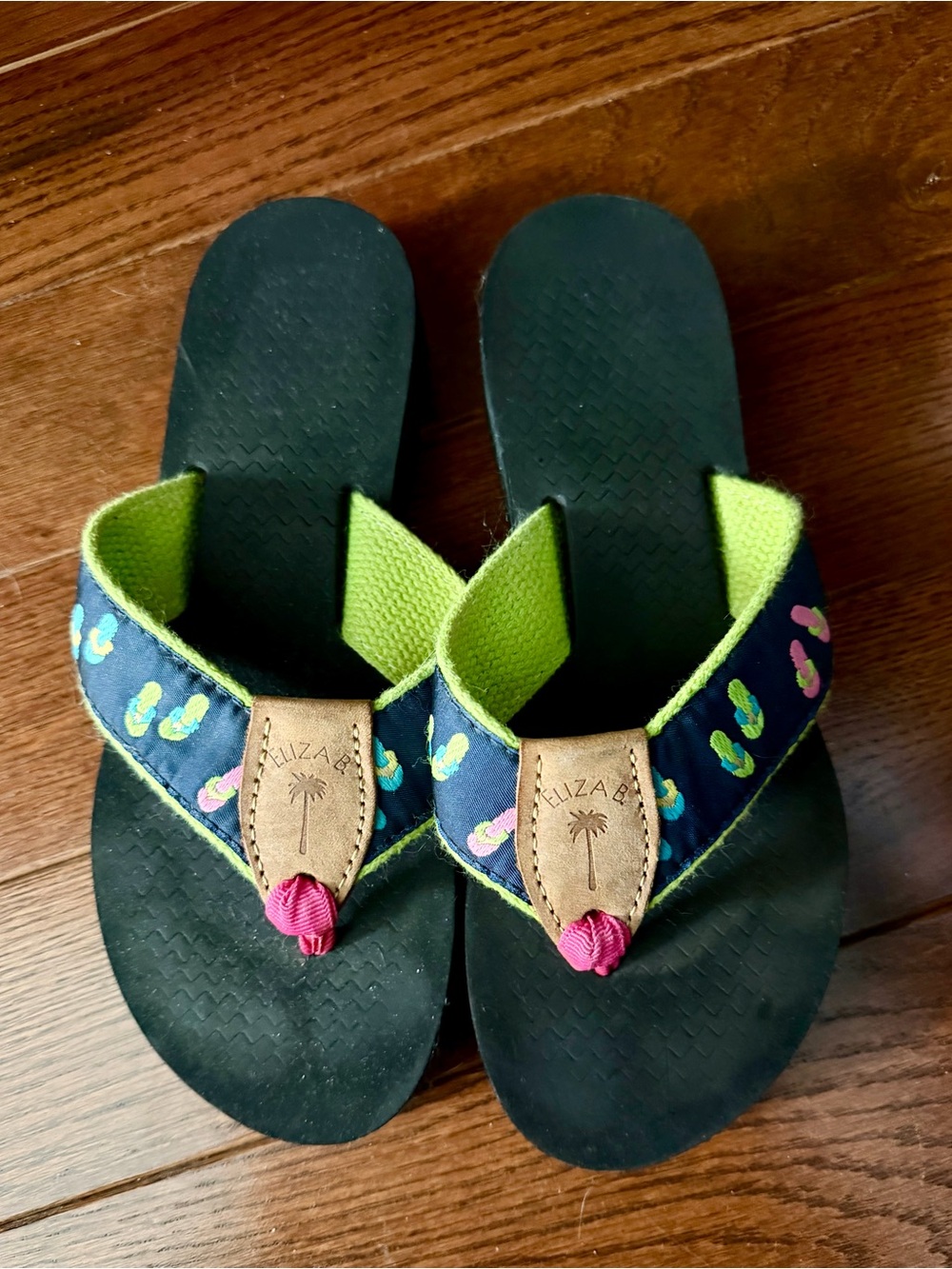Women’s Eliza B Ribbon Flip Flop Sandals with Lime & Pink Accents. Size 6